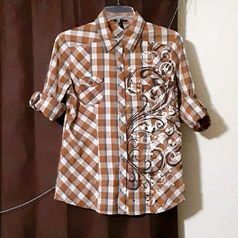 button down 3/4 sleeve